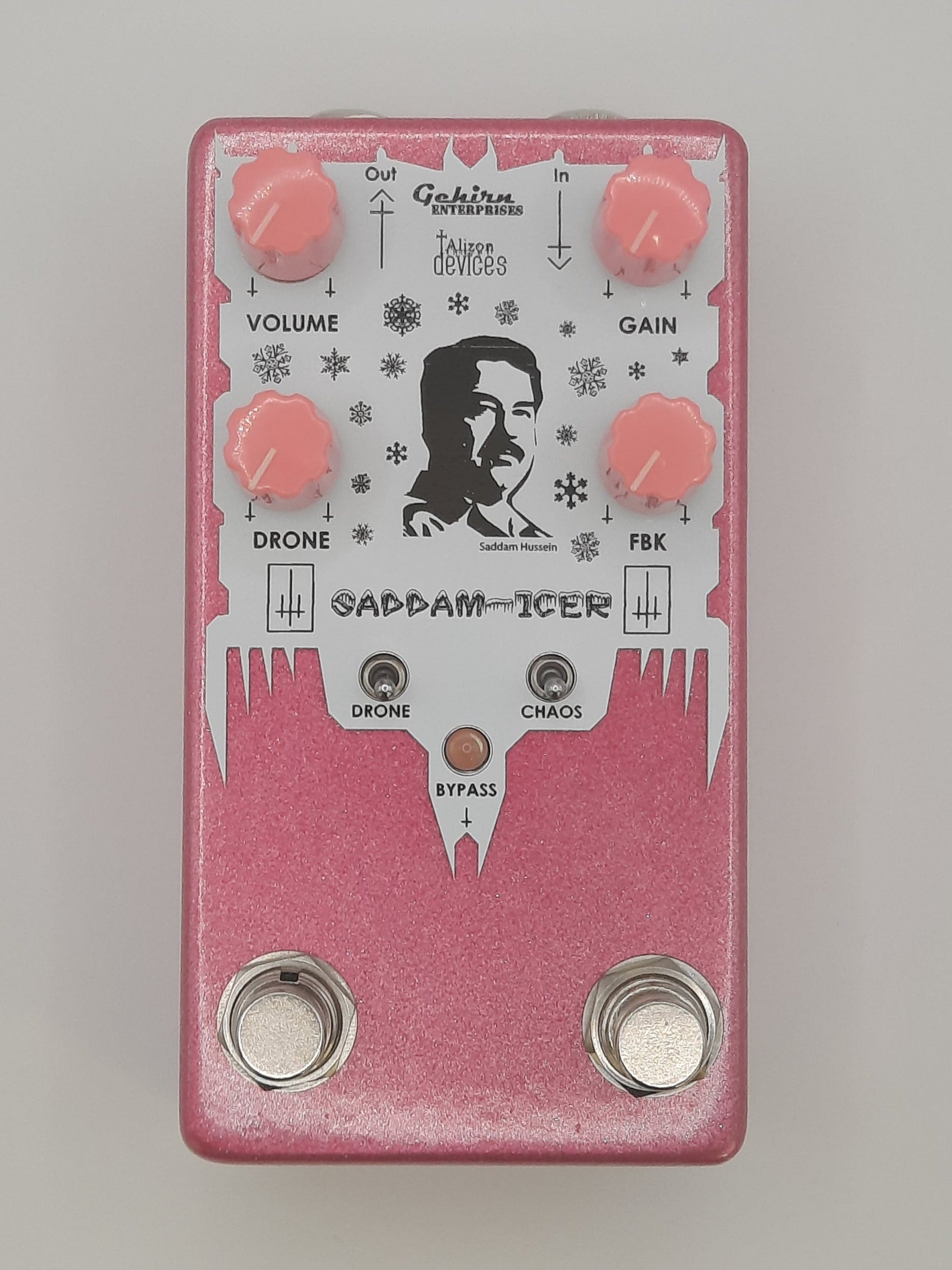 【MIDDLE ROCKERS】CRAZY HEAR　Sonoshee Skullcandy Lowrider 09 Headphones (Pink/White) Electronics