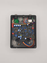 Load image into Gallery viewer, Sunn Beta Lead