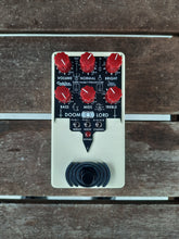 Load image into Gallery viewer, DoomLord Sunn model T Pre-Amp
