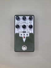 Load image into Gallery viewer, DoomLord Sunn model T Pre-Amp
