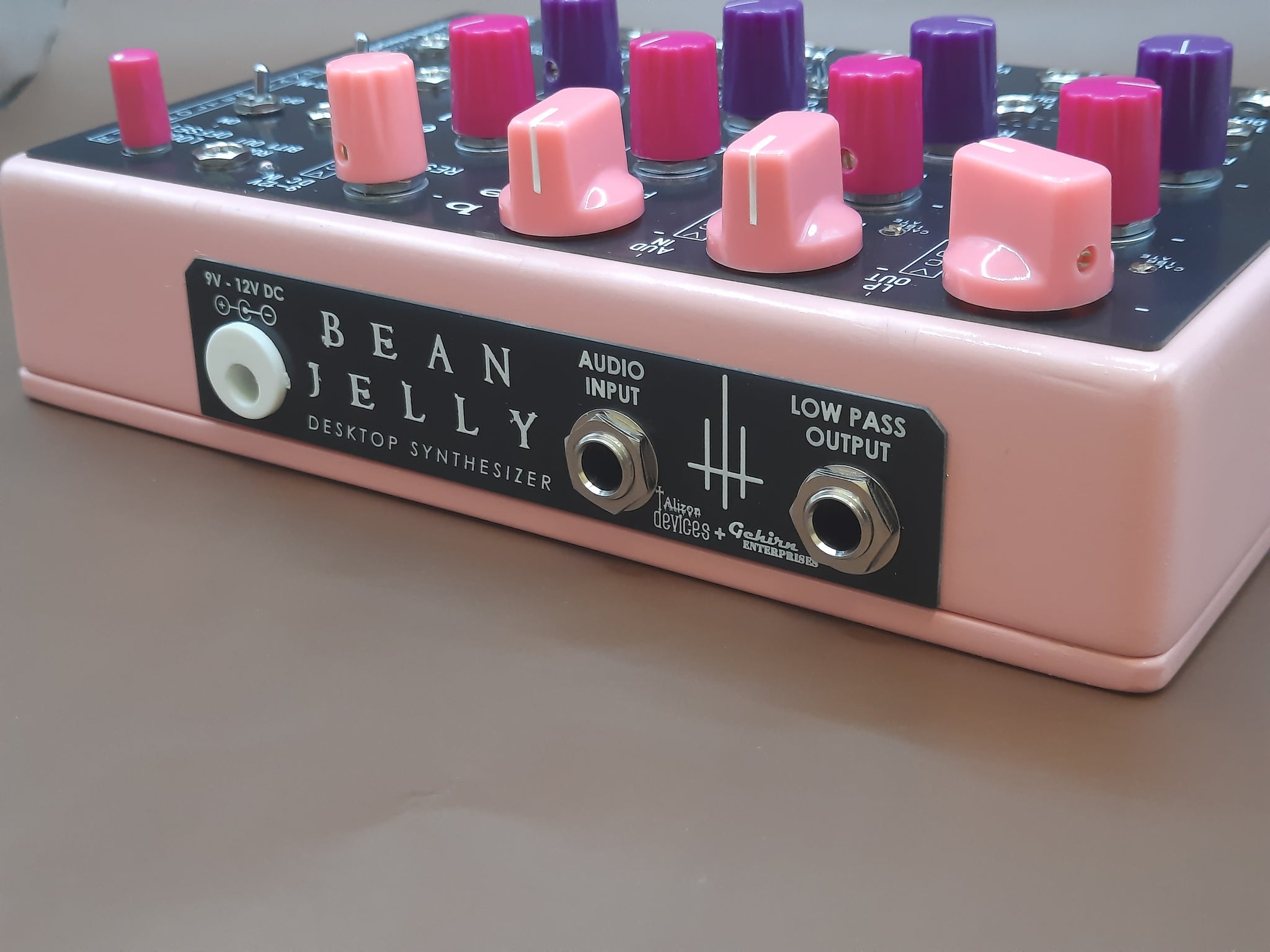 Bean Jelly Desktop Synthesizer – Gehirn Enterprises