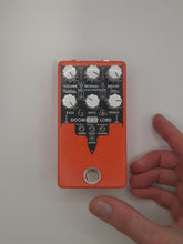 Load image into Gallery viewer, DoomLord Sunn model T Pre-Amp

